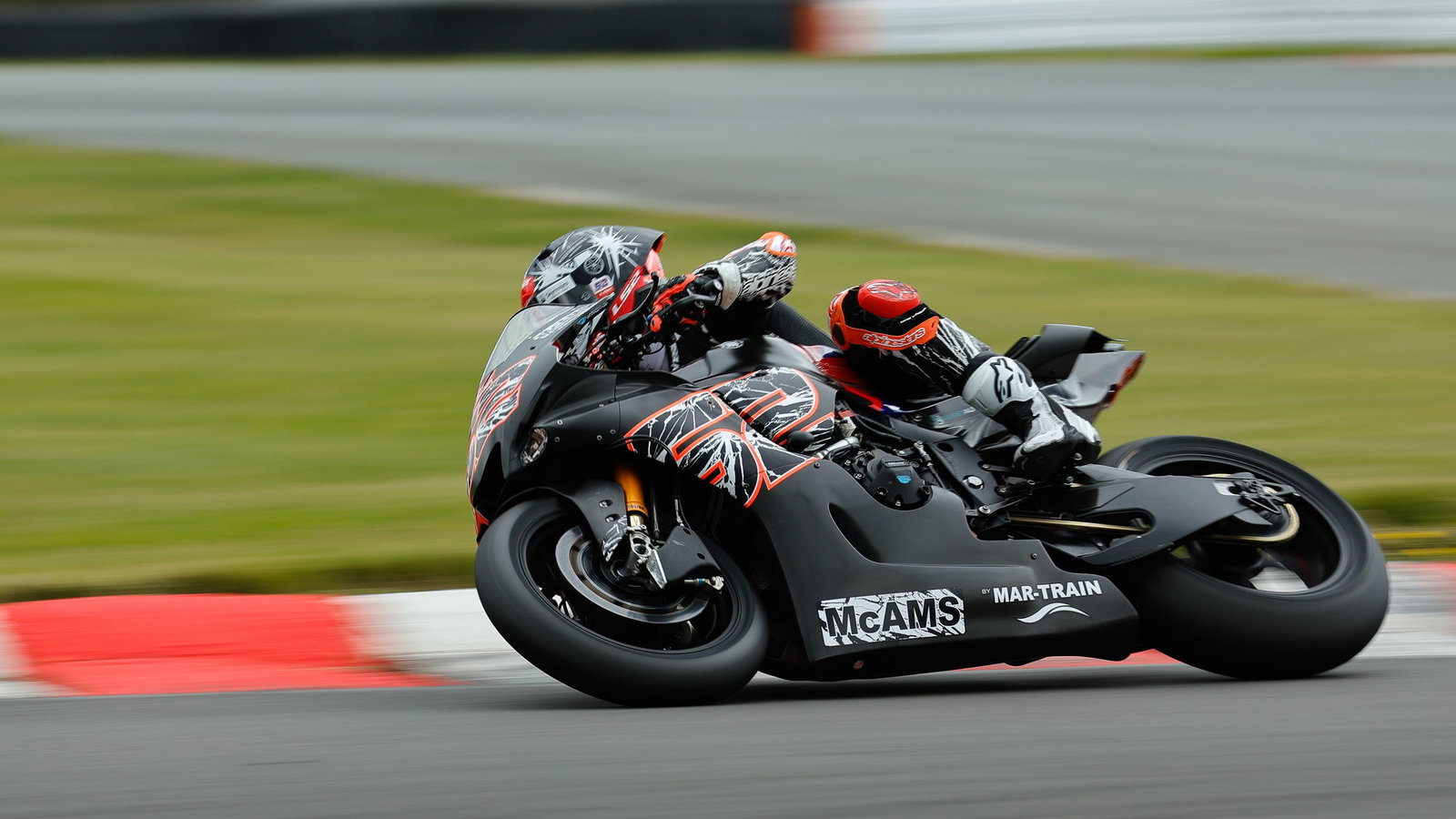 Danny Kent, 2025 BSB Oulton Park Test. Credit: Ian Hopgood Photography.